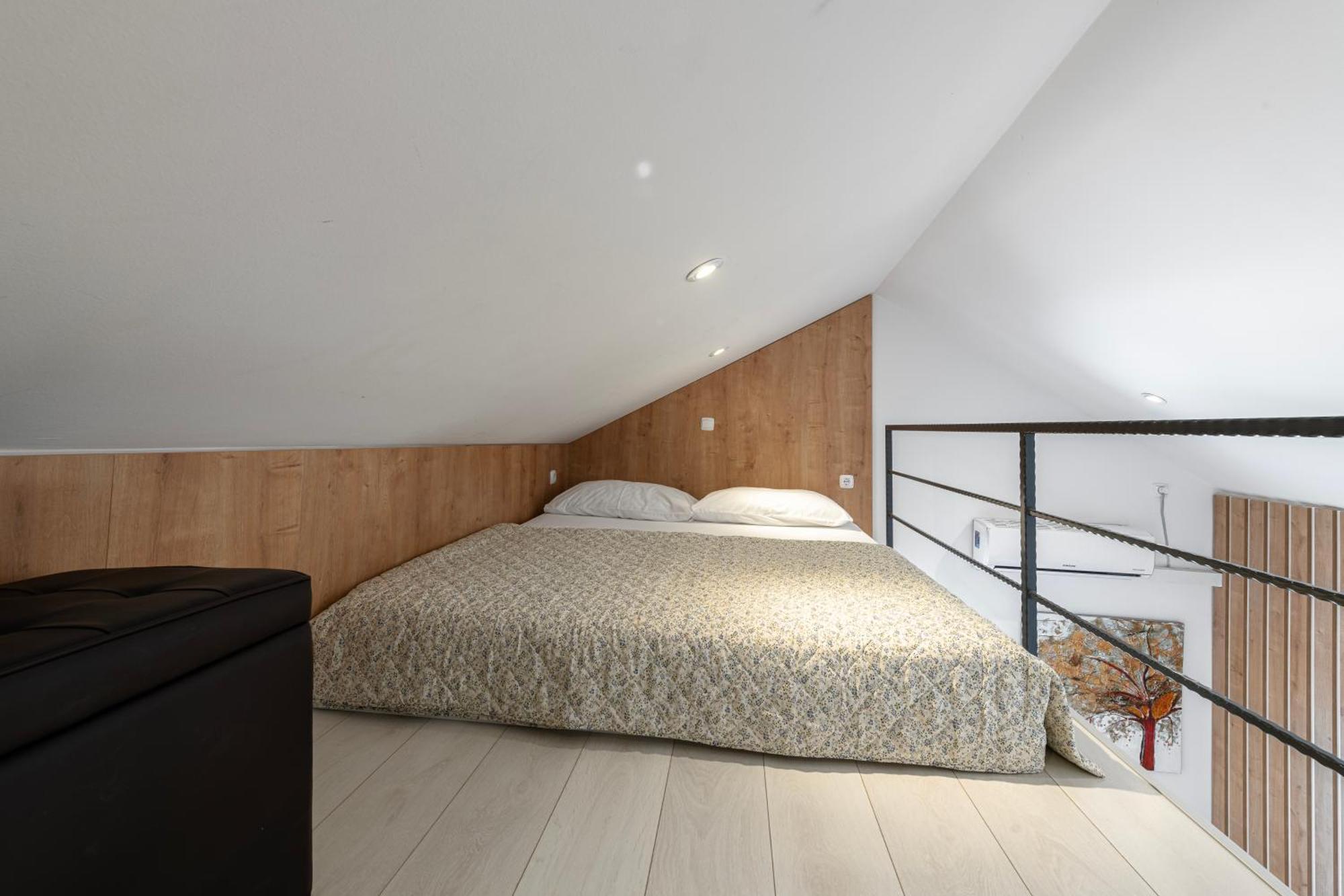Portolan Apartman *